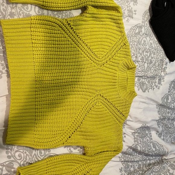 Women’s Knit Winter Sweater - Picture 2 of 7
